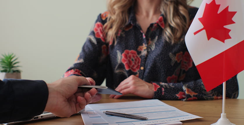 You are currently viewing 8 Benefits of Becoming a Canadian Citizen (And When to Apply)